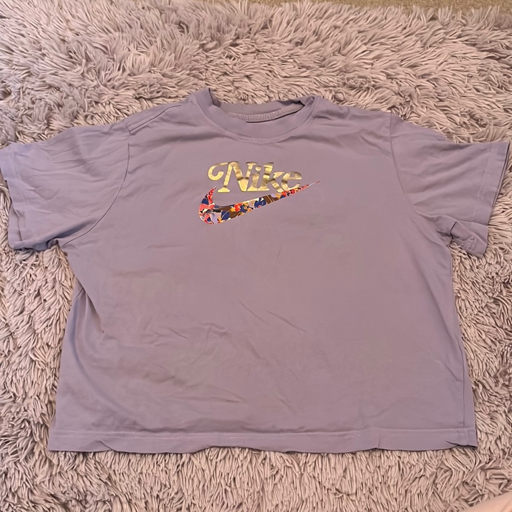Nike Cropped Tee